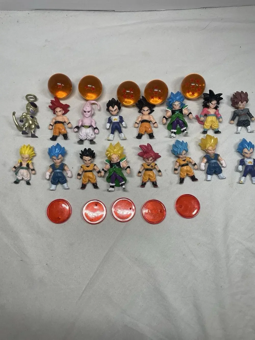 Dragon Ball Z DBZ Anime Mini Figure Lot Of 16 With Balls And Stands
